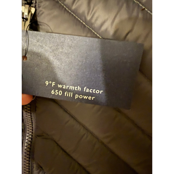 NWT Women’s Tommy Hilfiger Lightweight Premium Down Packable Gray Size Small - Picture 5 of 8